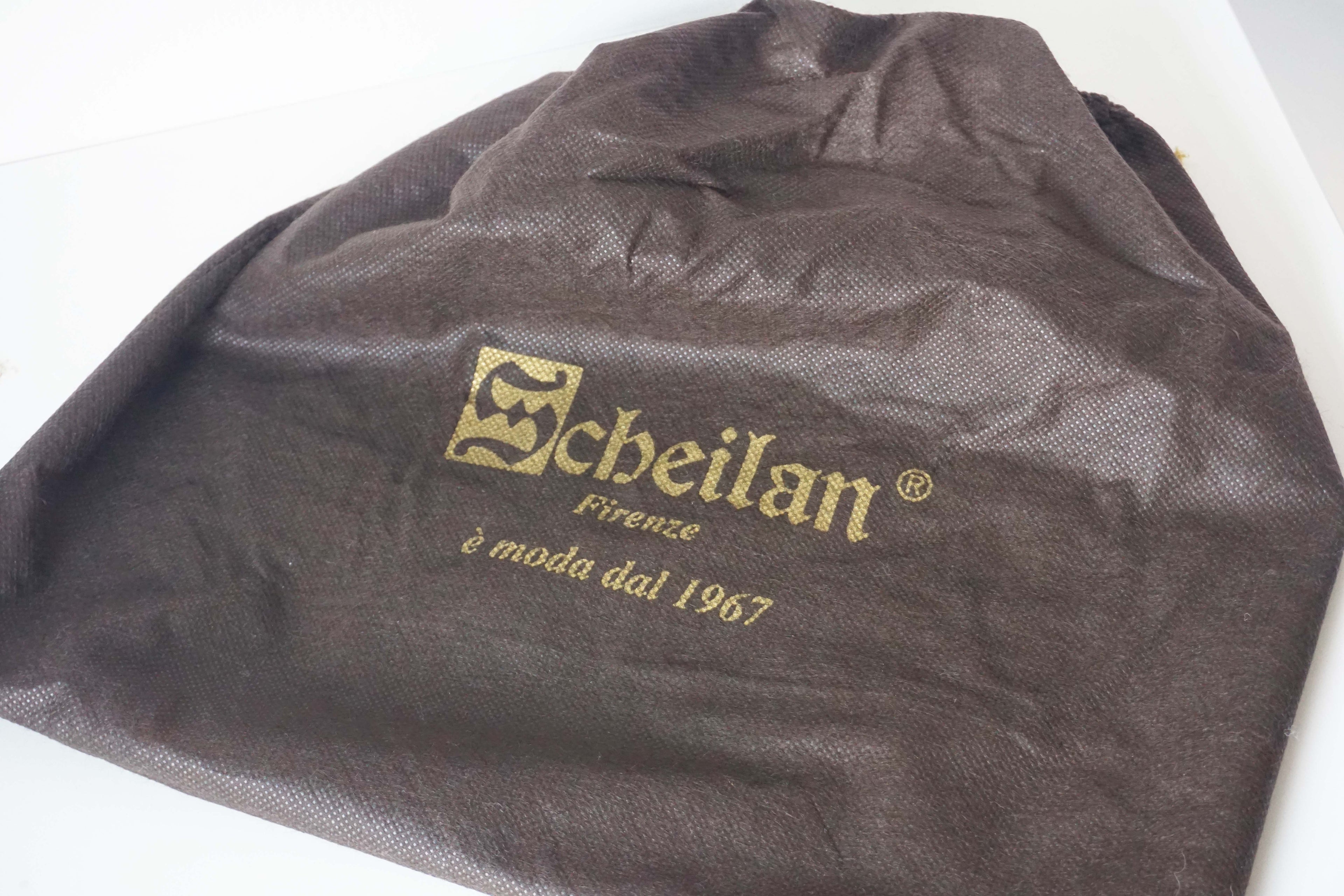 Borsa tracollina Scheilan-Firenze in raso decorata con perline