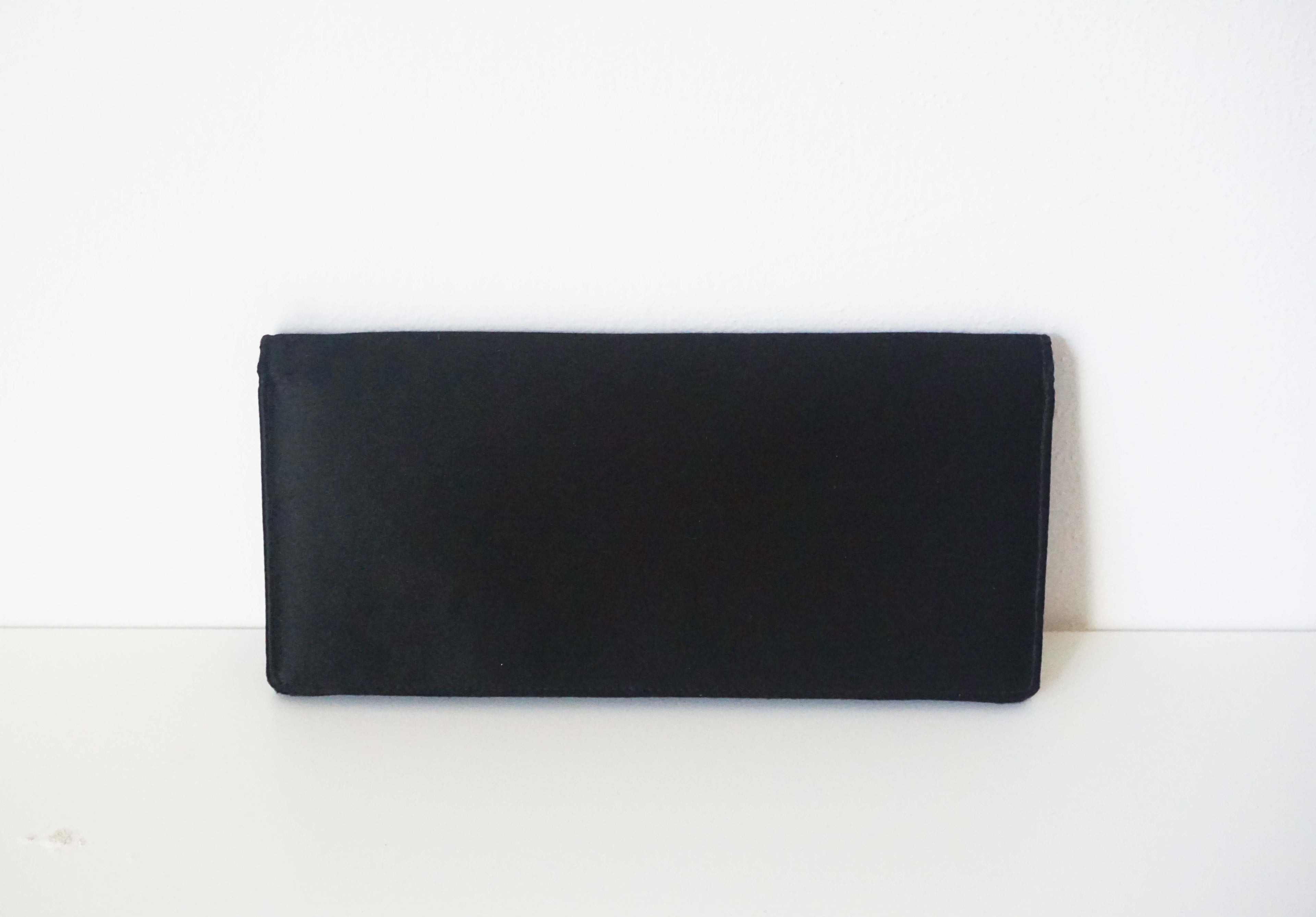 Pochette Feanton nera di raso