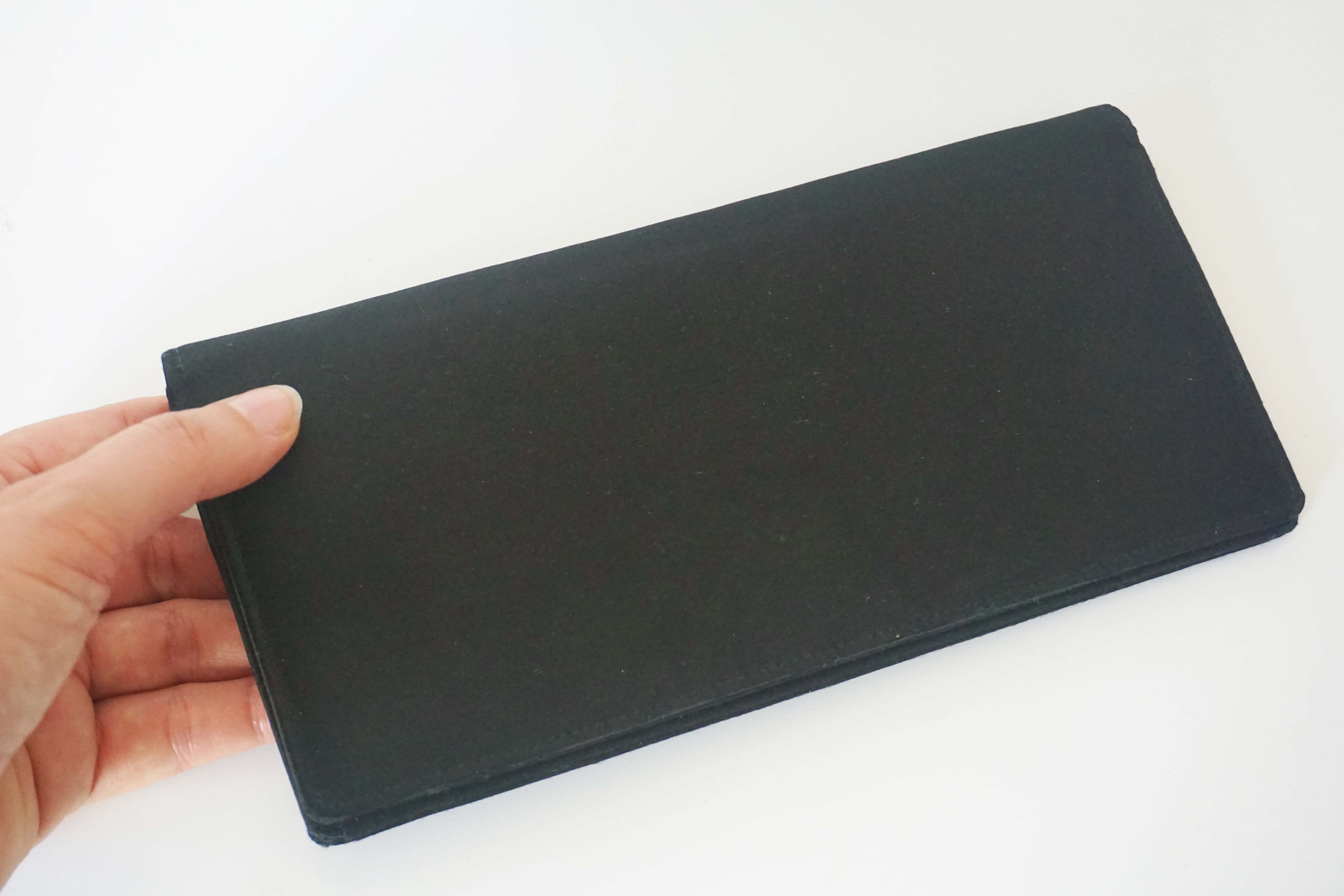 Pochette Feanton nera di raso