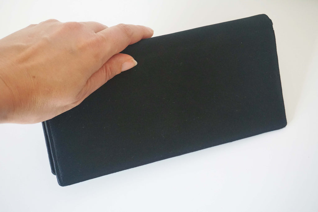 Pochette Feanton nera di raso