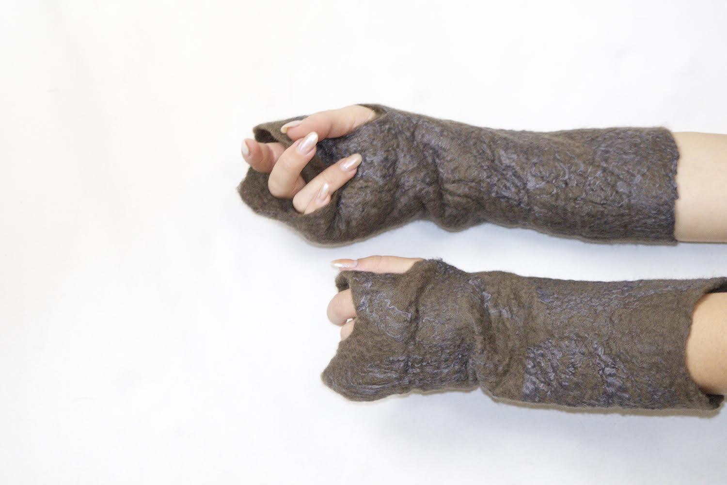 Guanti senza dita in feltro lavorato