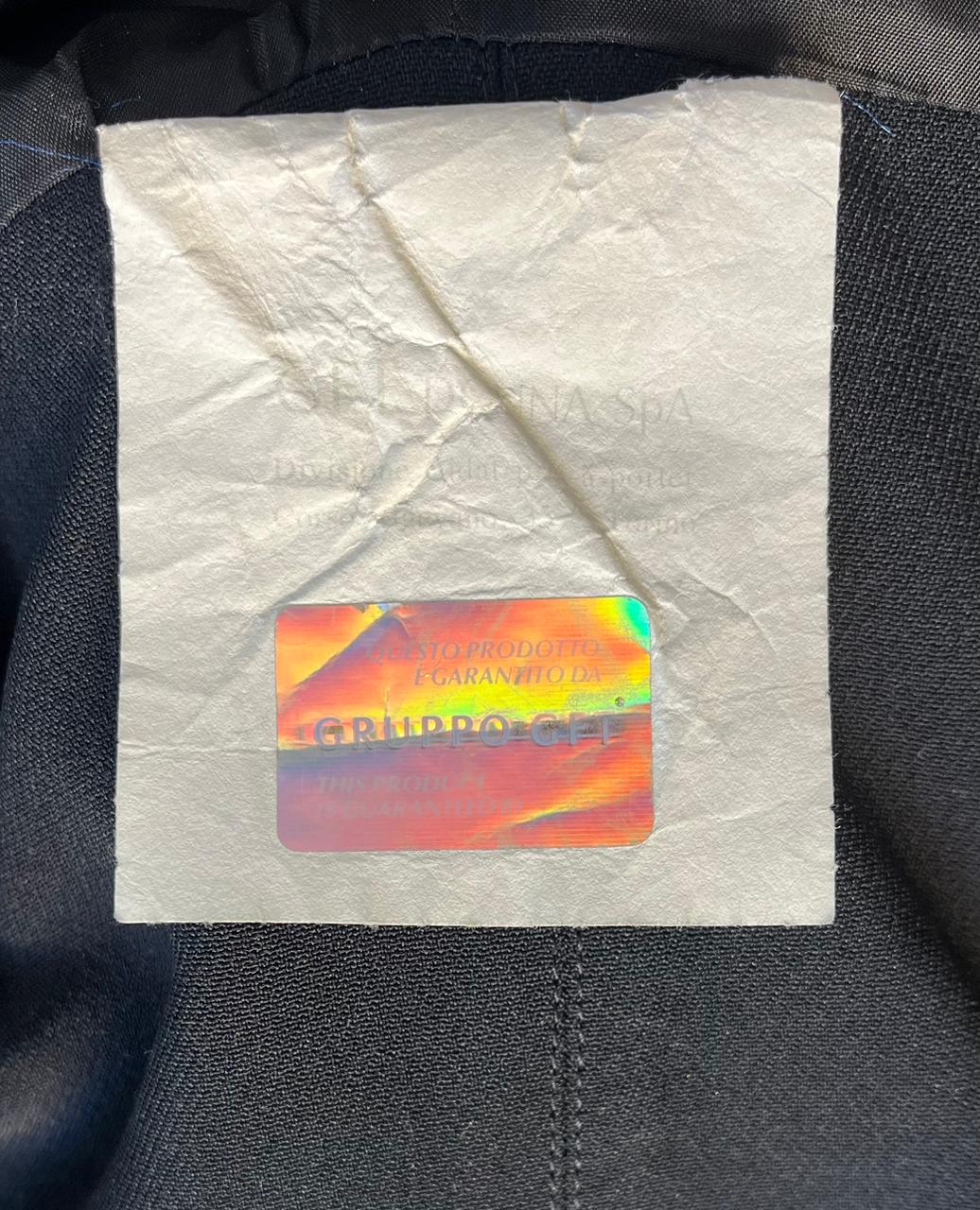 Abito da sera nero con mantella in seta Claude Montana Paris